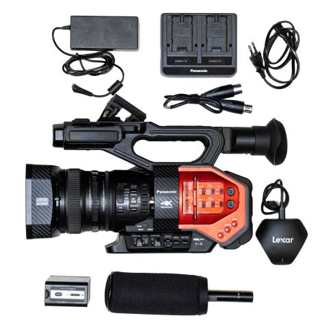 Billede af Panasonic DVX200 kit - Lej Panasonic DVX200 hos Stjernholm & Co.