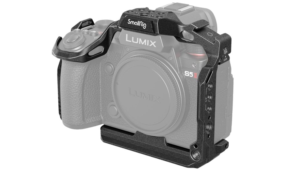 SmallRig 4023 "Black Mamba" Cage For Panasonic Lumix S5 II / S5 IIX