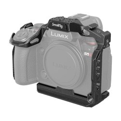 SmallRig 4023 "Black Mamba" Cage For Panasonic Lumix S5 II / S5 IIX