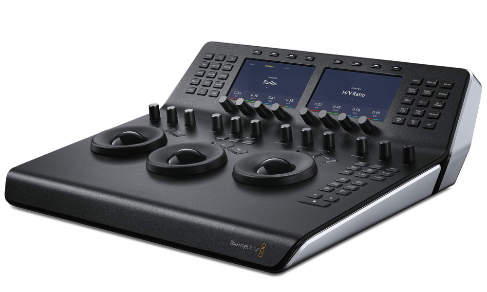 Blackmagic DaVinci Resolve Mini Panel