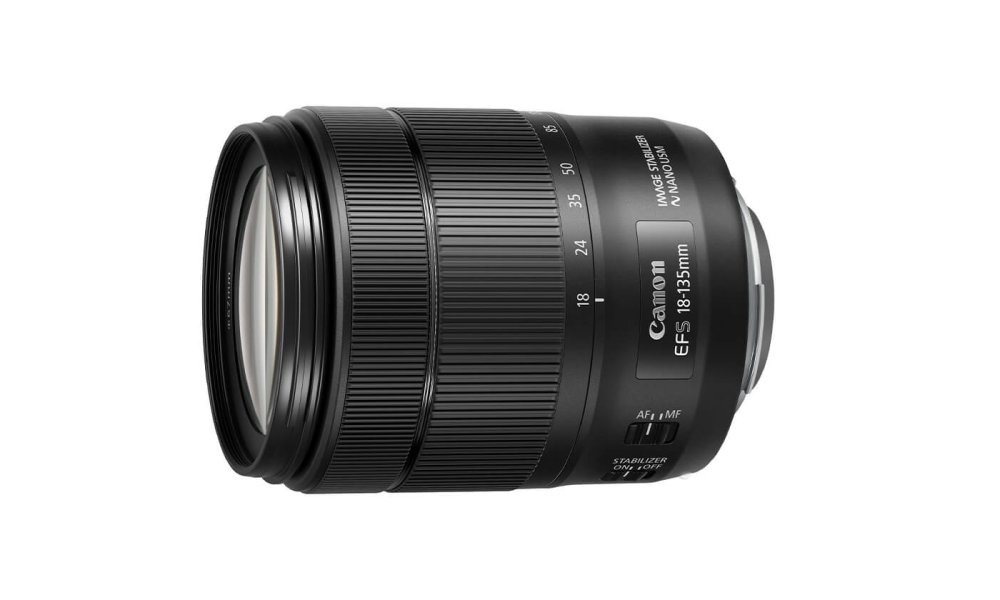 Canon EF-S 18-135mm f/3.5-5.6 IS USM