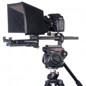 Datavideo TP-500 teleprompter til DSLR og mindre kameraer med monteret tablet og spejlglas.