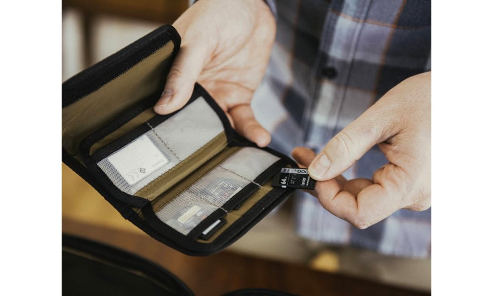 Gomatic McKinnon Memory Card Case