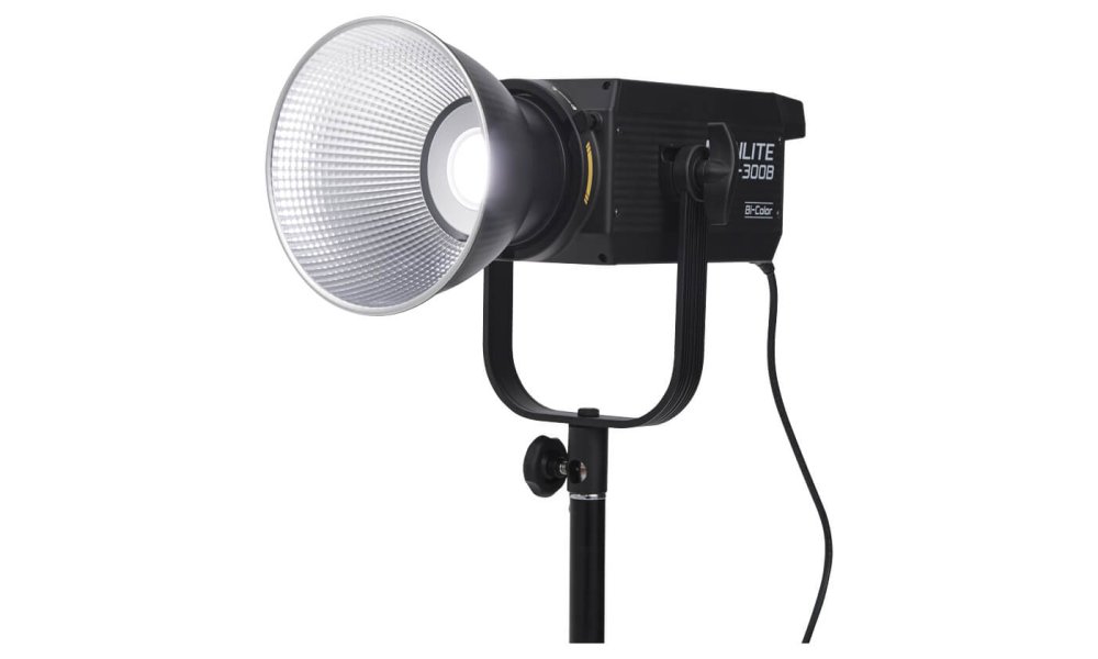 Nanlite FS-300B Bi-color LED Spotlight