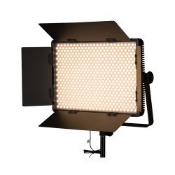 NanLite 1200CSA 3 light kit w/Trolley Case &amp; Light stands