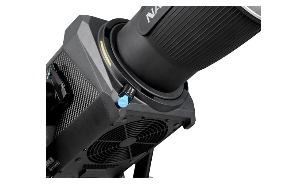 Nanlux Evoke 1200B Bi-Color LED Spot with Flight Case