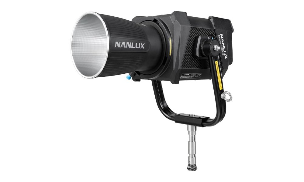 Nanlux Evoke 1200B Bi-Color LED Spot with Flight Case