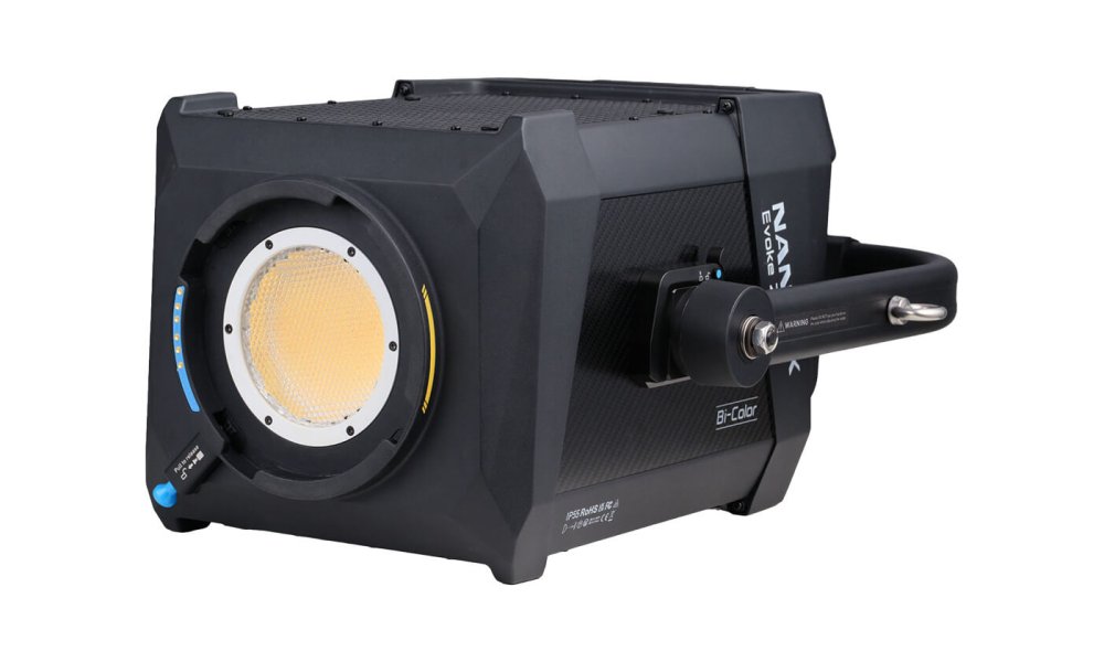 Nanlux Evoke 2400B Spot Light in Flight Case with 45 Reflector