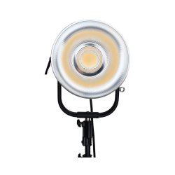 Nanlux Evoke 2400B Spot Light in Flight Case with 45 Reflector
