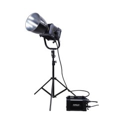 Nanlux Evoke 2400B Spot Light with 45 Reflector