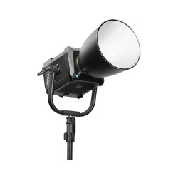 Nanlux Evoke 2400B Spot Light in Flight Case with 45 Reflector