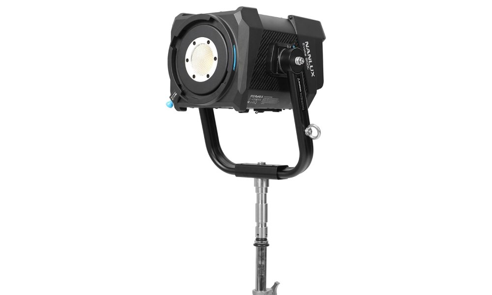 Nanlux Evoke 900C Spot Light (Inklusiv Fresnel &amp; Flight Case)