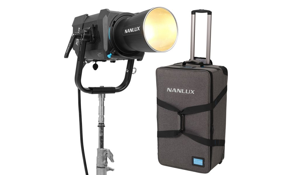 Nanlux Evoke 900C Spot Light (inklusiv Trolly Case)