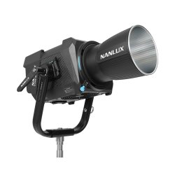 Nanlux Evoke 900C Spot Light (Inklusiv Fresnel &amp; Flight Case)