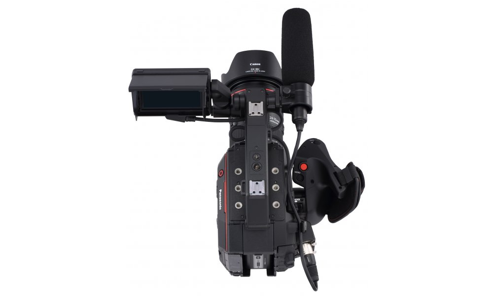 Panasonic AU-EVA1 - 5.7K Super 35 Cinema Camera