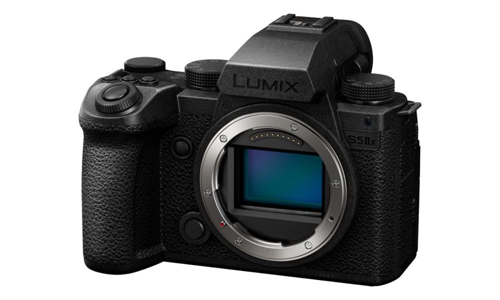 Panasonic Lumix S5 IIX (body)