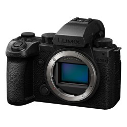 Panasonic Lumix S5 IIX (body)