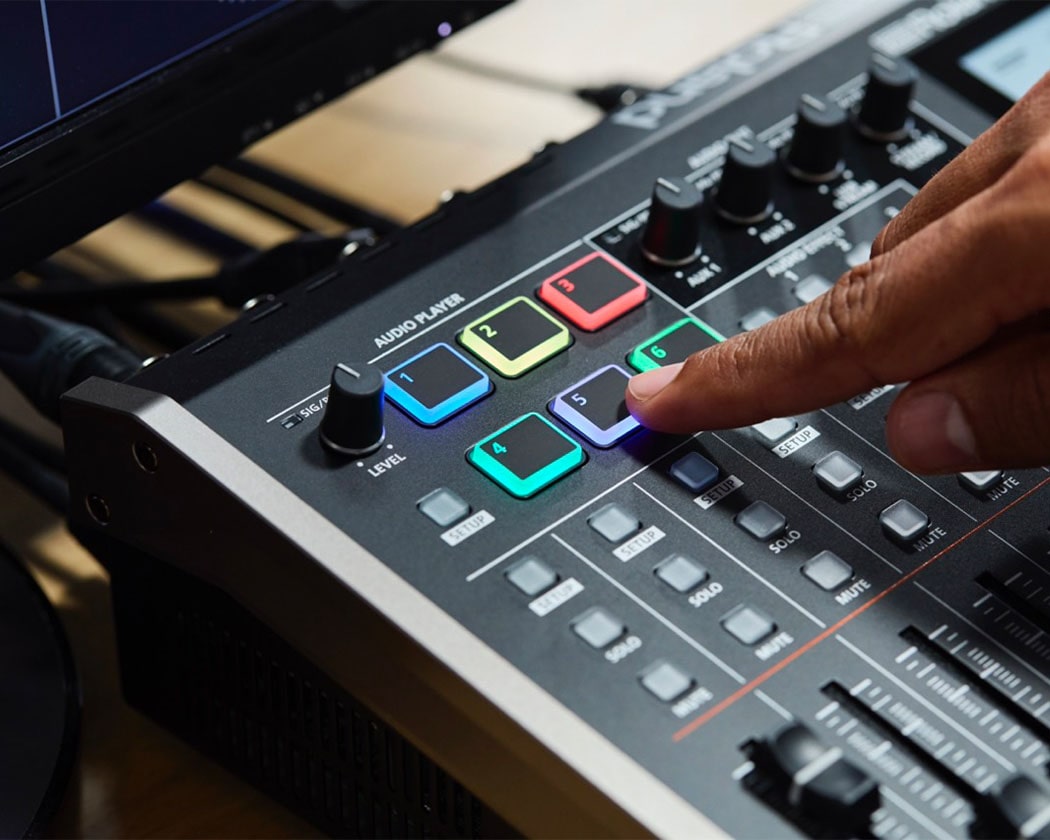 Roland VR-6HD Direct Streaming AV Mixer - Streaming Switchers ...