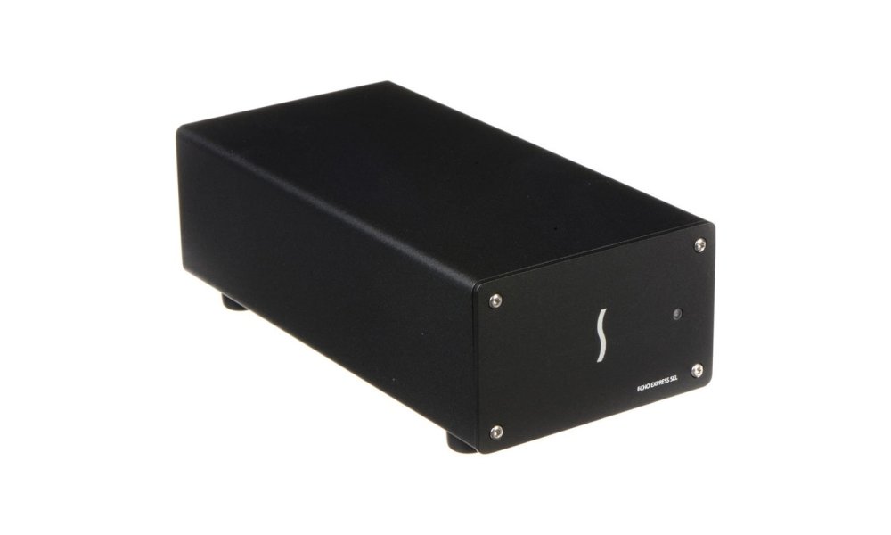 Softron M|8e Bundle (8xMR, PCIe, TB3 Chassis, Dongle)