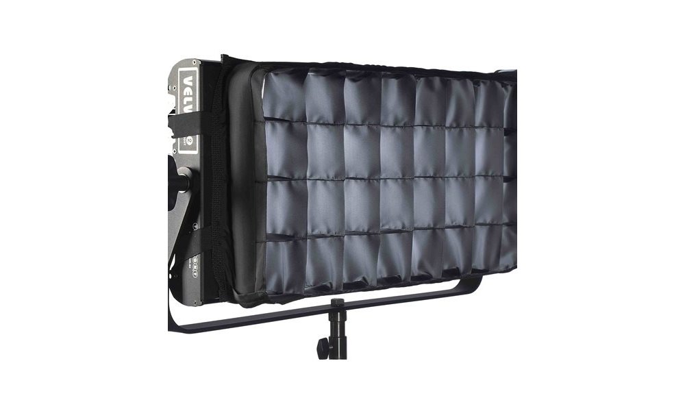 The Light - Velvet Light 2 - Snap Grid