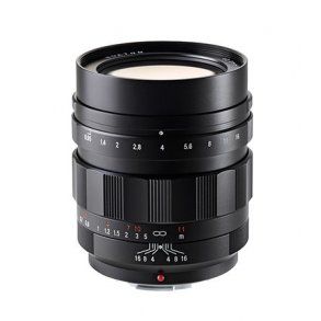 Voigtlnder 42,5mm f/0,95 Nokton (MFT)
