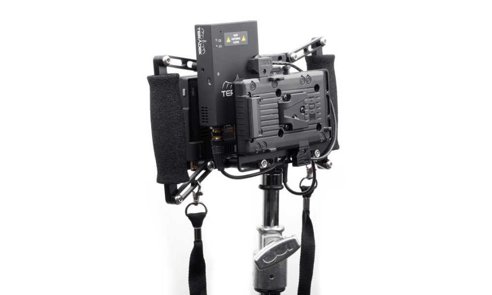 WC - WC - Director's Monitor Cage  WC