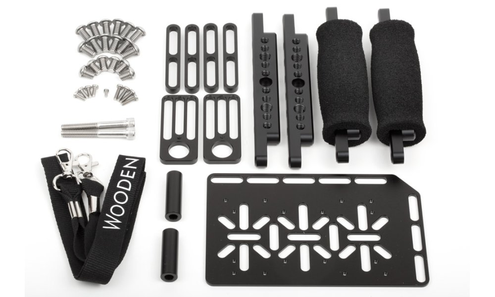 WC - WC - Director's Monitor Cage  WC