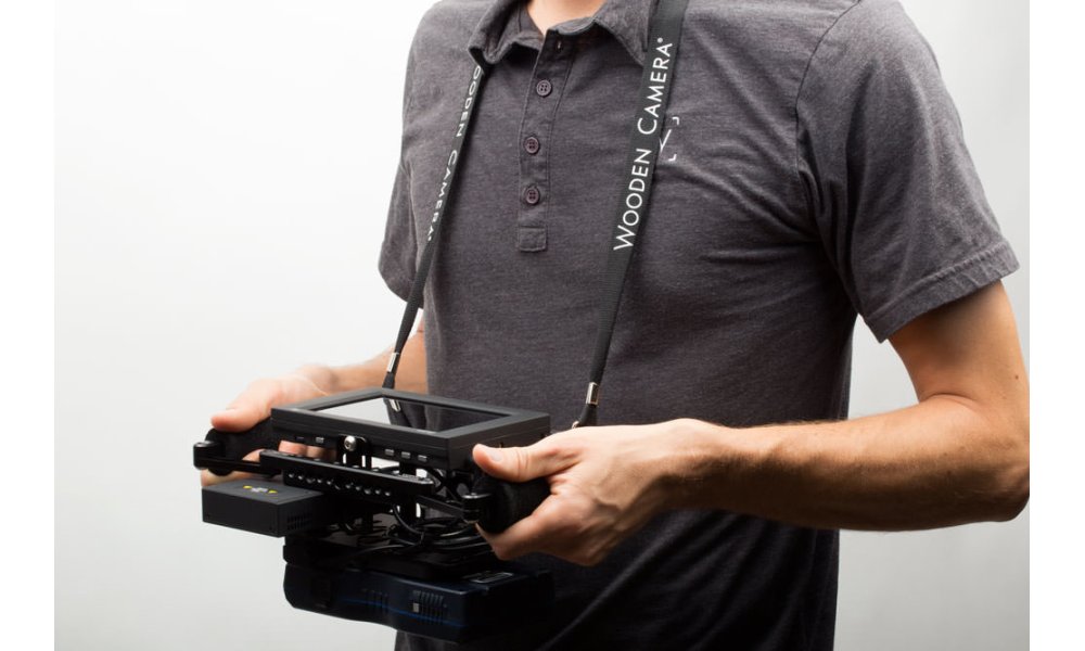 WC - WC - Director's Monitor Cage  WC